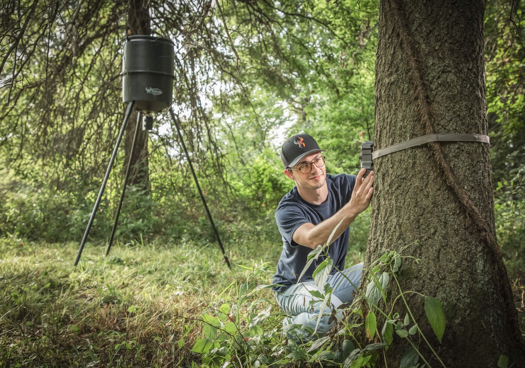 Quick-Set 270 Lb Game Feeder with Digital Timer | Durable Tripod Corn/Pellet Hunting Feeder with 1-4 Available Feed Times &amp; 30-Feet Radius