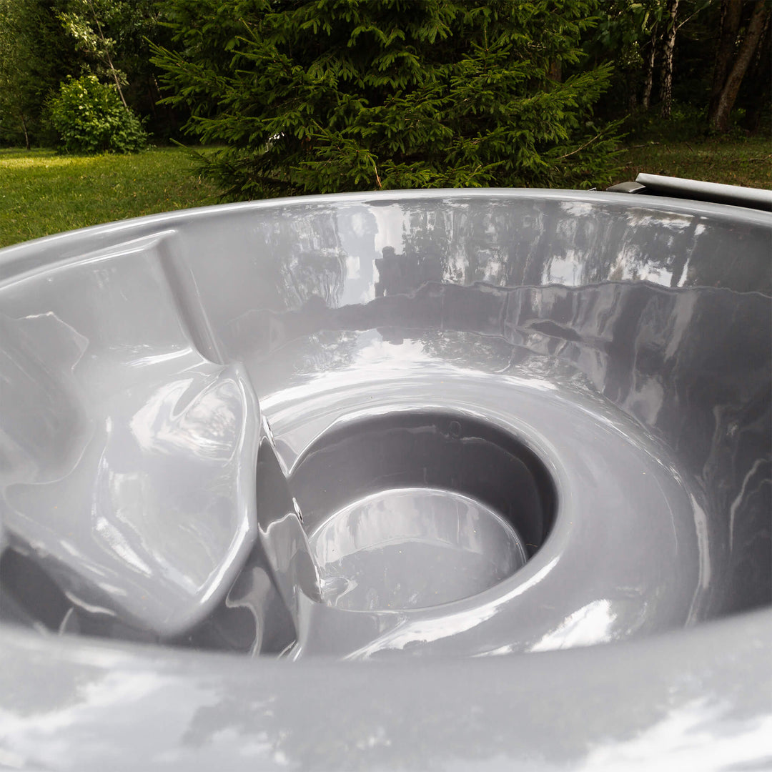 Premium 4-Person Fully-Assembled ThermoWood Wood-Fired Hot Tub